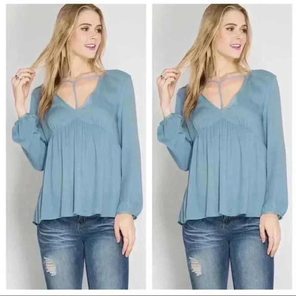 "Ruth" Vintage T-Neck Top - Picture 2 of 2